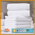 En gros 30 X 60 &quot;100% serviettes blanches de bain de coton pour l&#39;hôtel et l&#39;hôpital